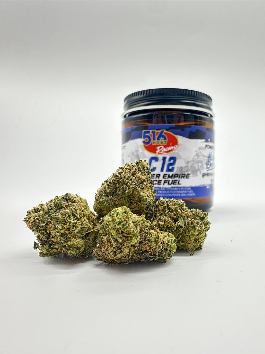 Exhale_NY's tweet photo. C12 by @516Hort x @higher_empire 
(Zkittlez x Sherbanger 22)  
Grown in Massachusetts.

One of the best Candy Fumez cuts in circulation, and the staple strain that put 516 on the map. Mouth staining Z terps with that sharp Sherbanger punch — sweet, gassy, and super flavorful. This batch is especially fire: clean burn, big nose, and a heavy-hitting candy gas finish.