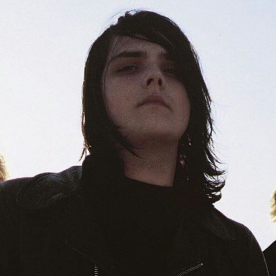 mika 🐇 | MCRLA 4 + 5 tweet media