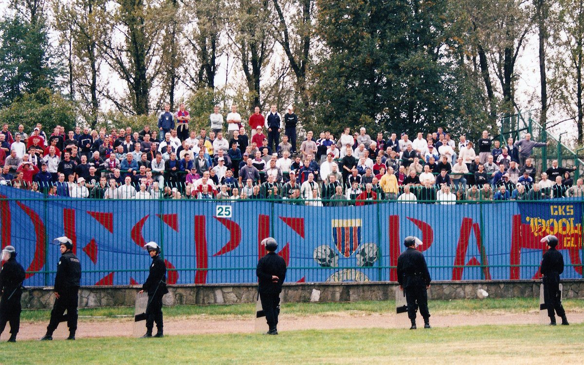 gra_gitara's tweet image. 2002.09.14 Zagłębie Sosnowiec - Polonia Bytom