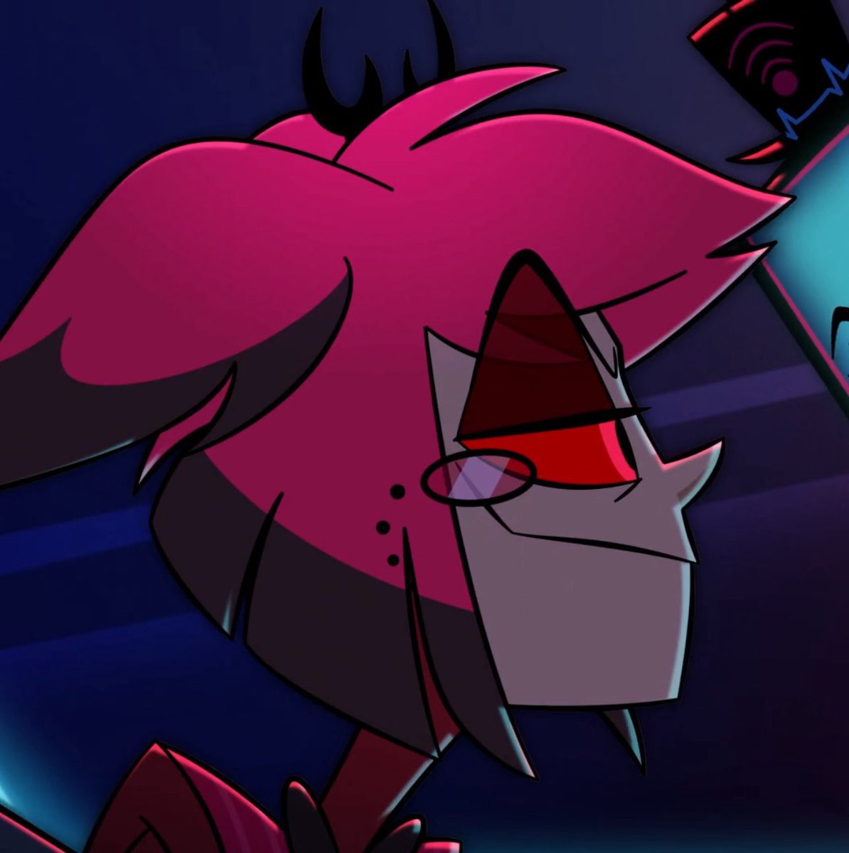 “ Oh you certified FREAK — even as a human you can’t help but lay your hands on me ! ~ ”