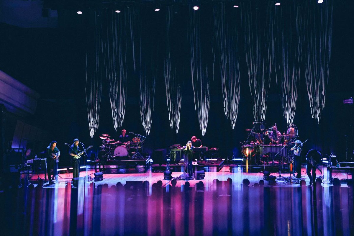 realbethgibbons's tweet image. Hello I thought I’d share a few images from my show at Triphony Hall in Tokyo last night. I have another show there tonight then on to Zepp Namba in Osaka on 3rd December.
Loving being back in Japan ♥️
Thanks @shun_officially for the lovely photos.