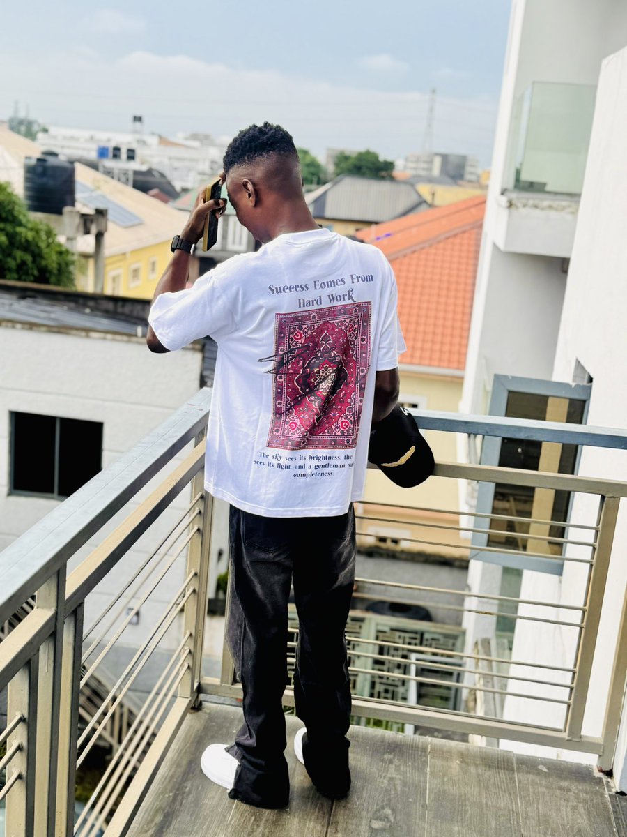 smartcoded's tweet image. gNight Web3.

Tomorrow we go again, above all let’s stay Aligned…

Success comes from 👁️