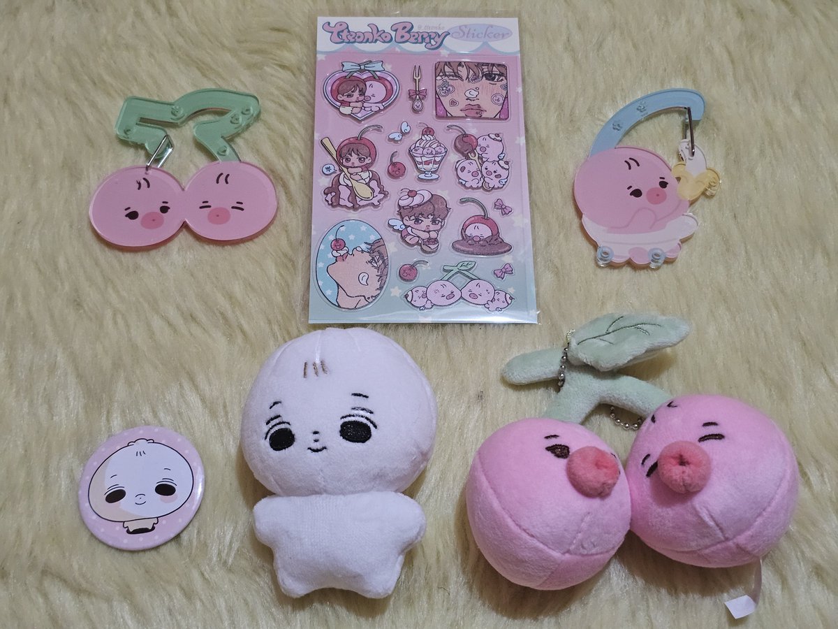 💌happy mail from <a href="/CloverAlleyPH/">Clover Alley PH 🍀</a>

hi po! sorry po super late feedback but i received na po my dolls. thank you so much po for opening for tteonko, for accepting my pasabuy request, and for being very accomodating. they are the cutest ૮꒰ྀི˵𓊓⩊𓊓˵꒱ ۪໒꒱ ྀ♥︎ #CloverAlleyReviews