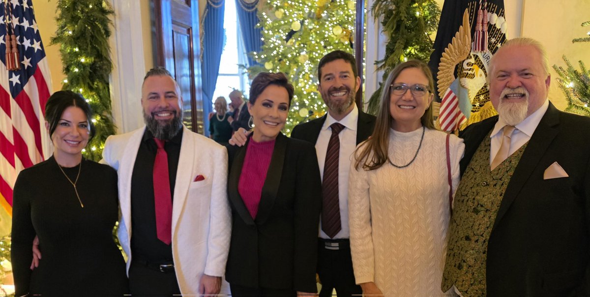 miguelifornia's tweet image. 🇺🇸 Always great spending time with our friend @KariLake tonight