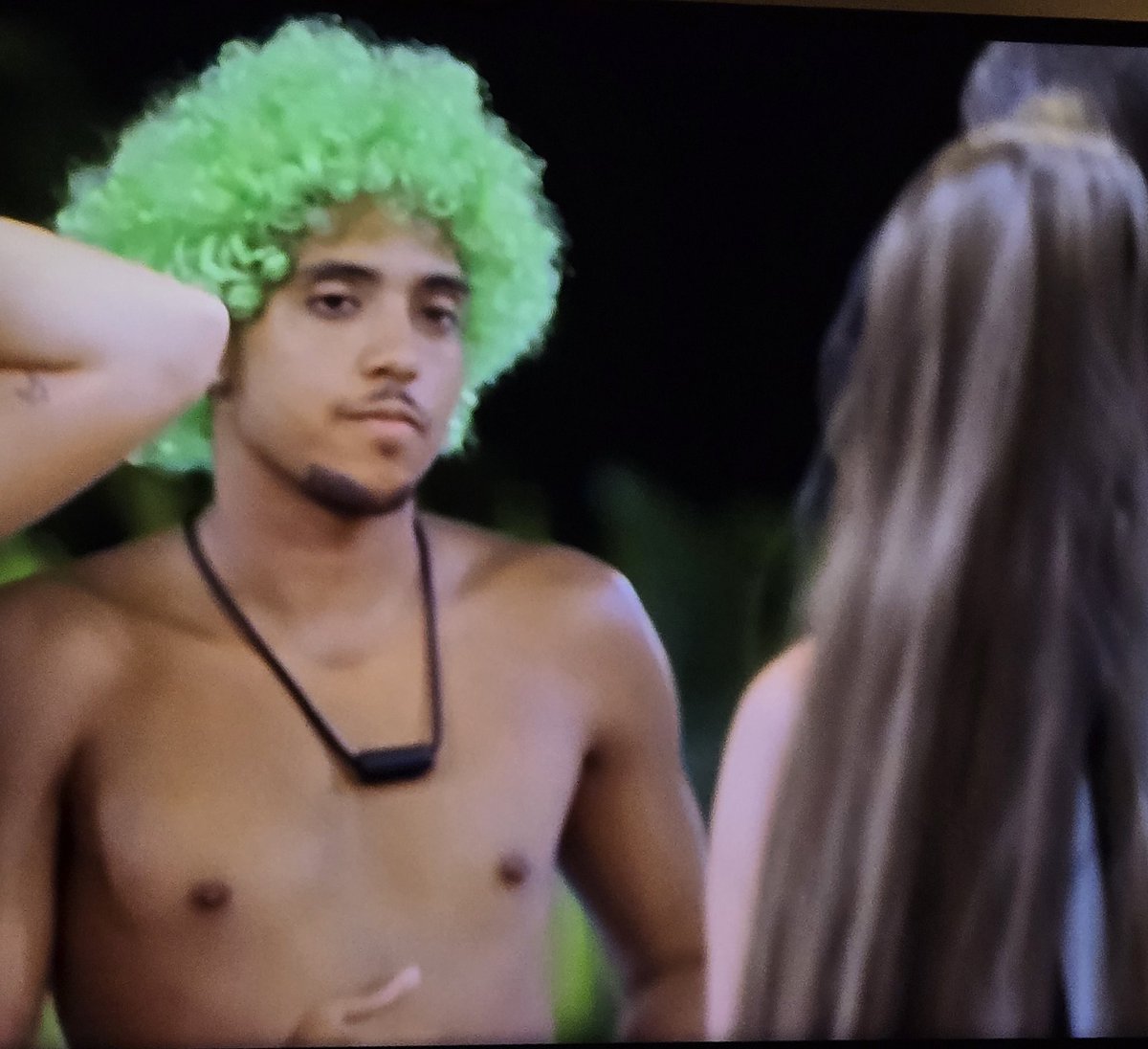 Siempre a juego con su novia 
#LaIslaDeLasTentaciones13