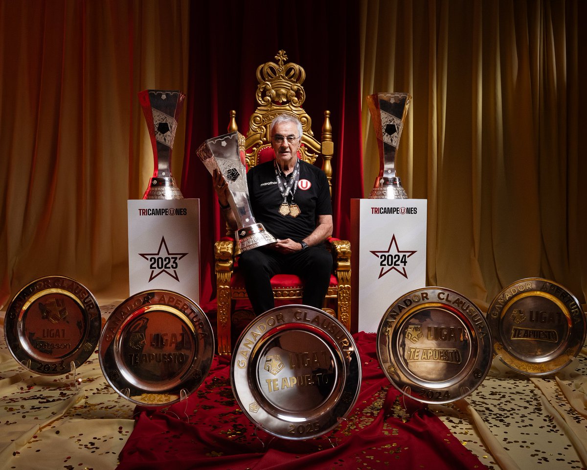 Universitario tweet media