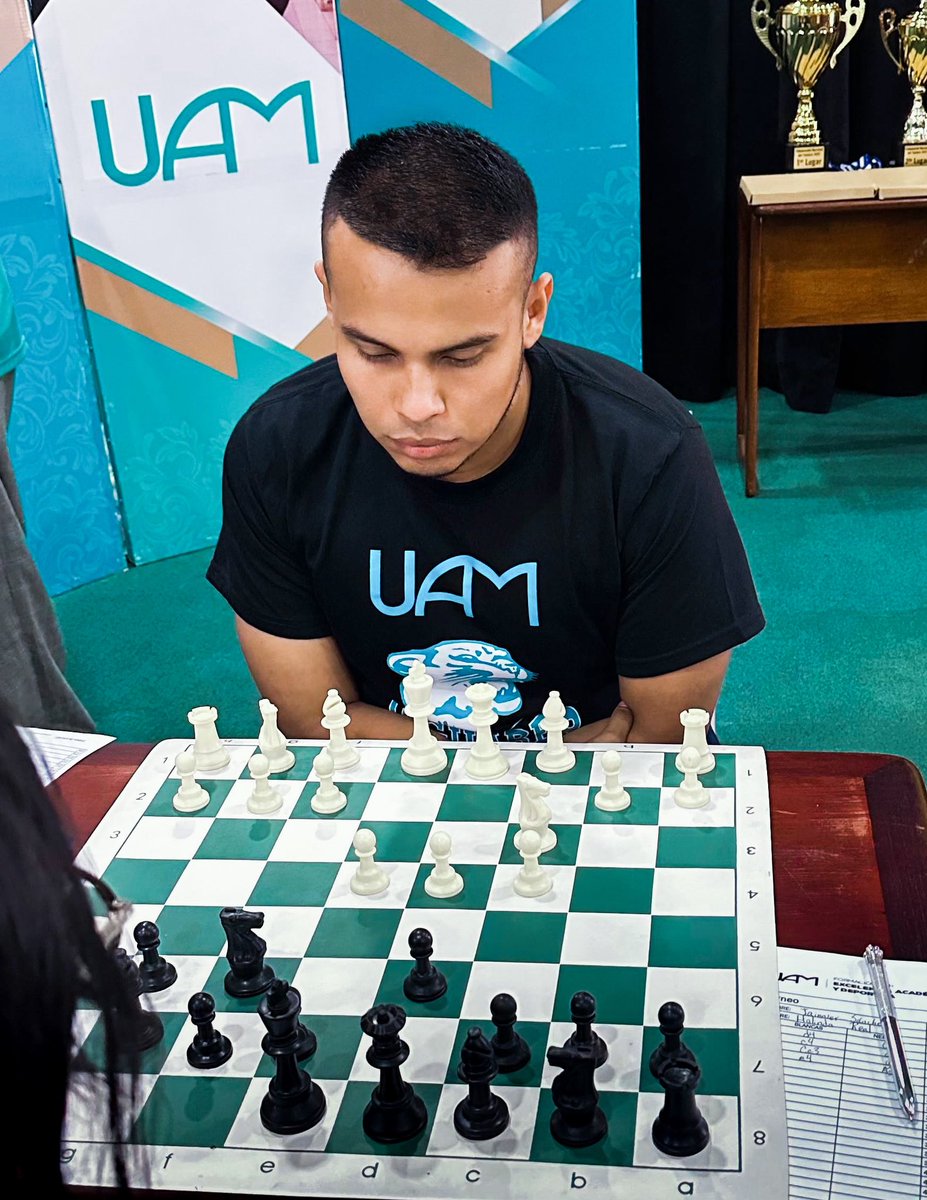 Jainner Sánchez 🩵♟️🐆
<a href="/thegiftofchess/">The Gift of Chess</a> <a href="/UAMNica/">Universidad Americana UAM</a>