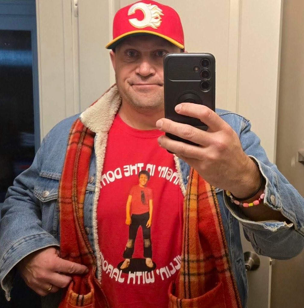 CofDead1's tweet image. Get fresh to death for Christmas with Cyber Monday pricing 📦 rep THIS city 🌆 🎄cofdead403.ca 💀 #yyc