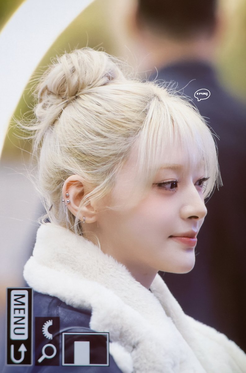 STAYCmylife's tweet image. 20251202 세은 GMP 출국
미쳤다 윤세은 앞머리 내렸어!!💛💛
#스테이씨 
#STAYC
#세은
#Seeun