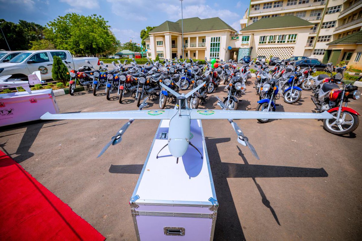 secmxx's tweet image. Enugu state is buying drones and building AI command centers... Some oga&apos;s in arewa are still on zero gauge in the security sector...