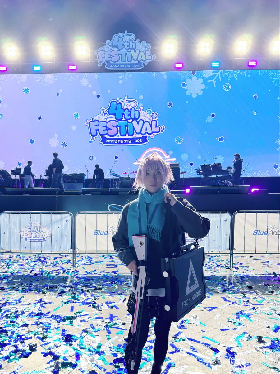 Ryu_A77's tweet image. #코스어_𝕏트친소 #코스어_𝕏친소 
#블루아카_𝕏친소 #블루아카이브_X친소 

먼저, 블루아카이브4주년 기념,
새로운 트친소를 열어봐요!!
급하게 폰으로만 찍은 걸루 간단하게 올려바요! 

검은사자양복:@vc48bnf
유메:@Hy_CosR_ 

사진촬영 
@janghye36021185 
@Battle1125 
가디언_데몬