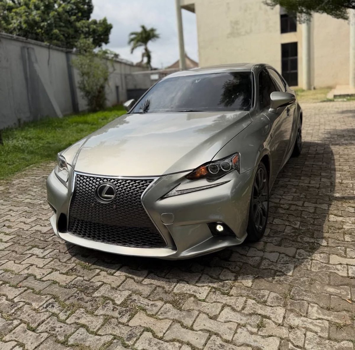SundayEmma19454's tweet image. Selling Item on GPM (Global Pi Market) 📣

Item: Lexus IS 350 F Sport 2014 
Price: 57000 Pi only 
Seller: sunyemvy
Location: Nigeria 🇳🇬📍
Buy now! 
@PiCoreTeam @globalpimarket 

#PiNetwork #GPM #PiEcosystem