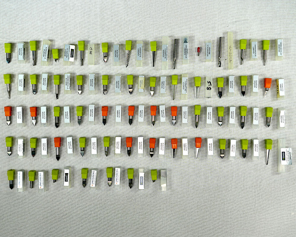 usedpresses's tweet image. ⚠️ 2014 Kongsberg XP24 Available ⚠️

▶️ Included Additional Router / Cutting Blades
▶️ Work area: 66 x 126 in
▶️ Max mat. size: 70 x 141 in

Visit 🇨🇦: ow.ly/c1XO50XAn5z 👈
Call ☎️ +1 (416) 752-4488 or email machines@printersparts.com

#KongsbergXP24 #CuttingTable