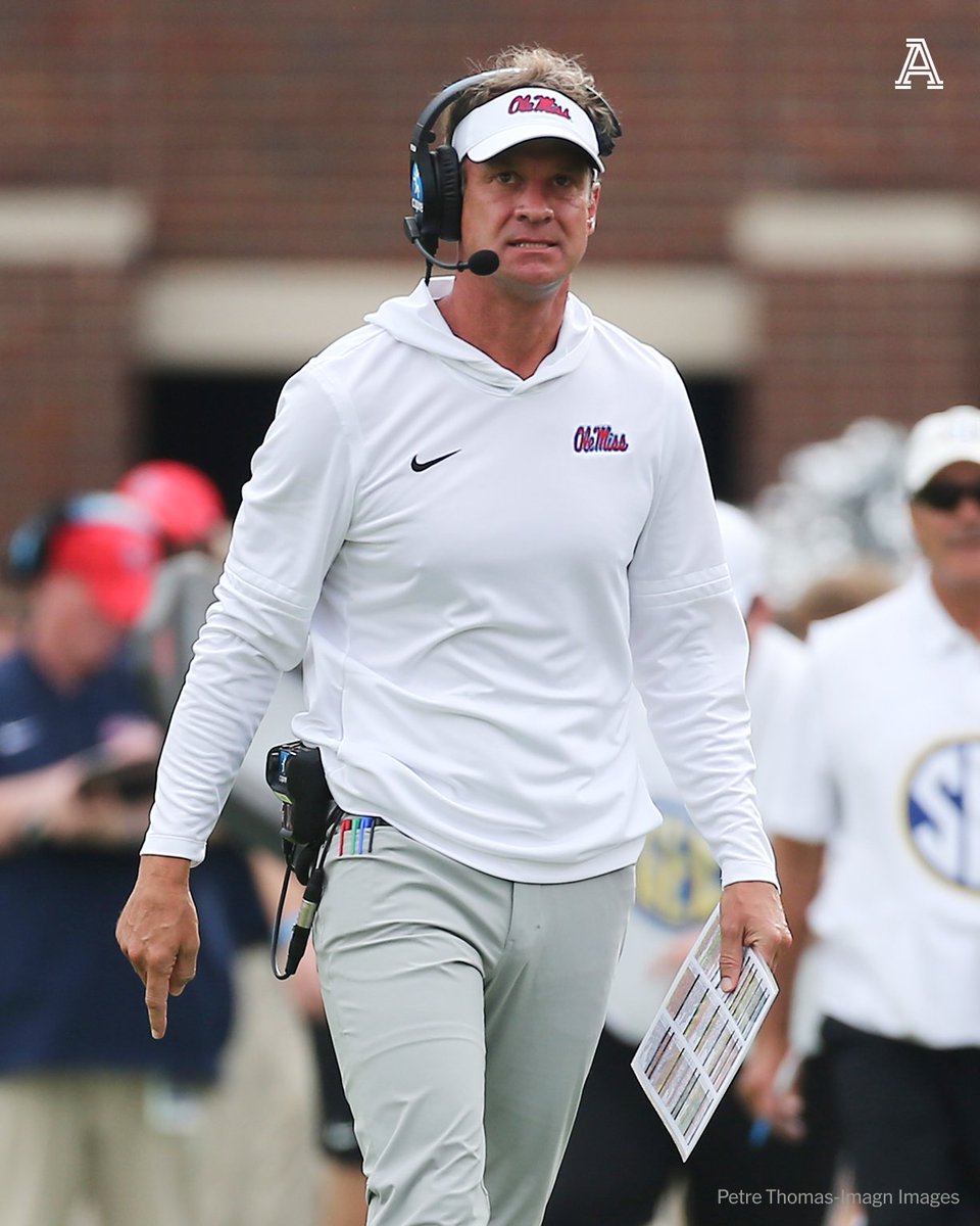 TheAthleticCFB's tweet image. Ole Miss offered Lane Kiffin a &quot;nearly identical&quot; deal to the one he signed with LSU, a source told @slmandel.