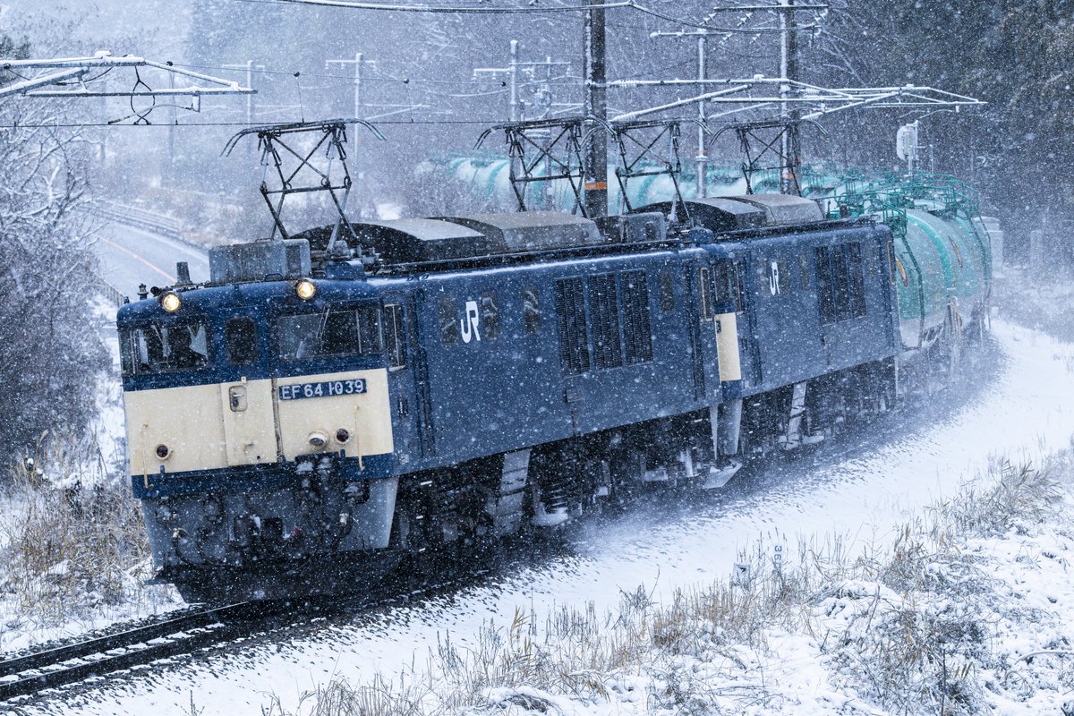 トマト卿@C107 火曜日 東7U-25a (@zuiun_tomato) / Posts / X