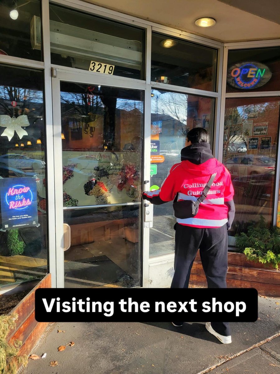 CollingwoodcpcC's tweet image. @CollingwoodCPC 
It’s a Sunday
November 30th and thanks to #Guardians
for checking the
@shopcollingwood 
corridors &amp;amp; liaising with so many businesses &amp;amp;
shops, checking for issues or concerns.

CPC Front Desk is closed on Sunday but our #Patrol #Program is always active.
#Service