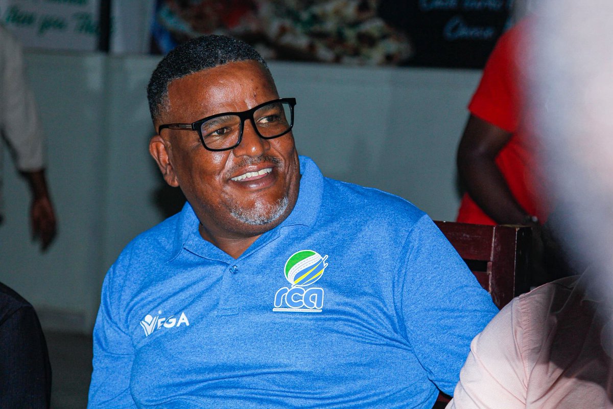 RwandaCricket's tweet image. The national flag was handed to Captain Clinton Rubagumya by Rwanda Cricket Association President Musaale Stephen during tonight’s send-off.
The team departs to Nigeria in the morning. let’s rally behind them.
#RwandaCricket #GrowingWithEveryStep #westafricatrophy