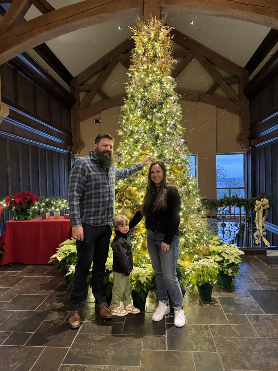 DatModz's tweet image. Taking a couple days off to spend some time with the family in the mountains!