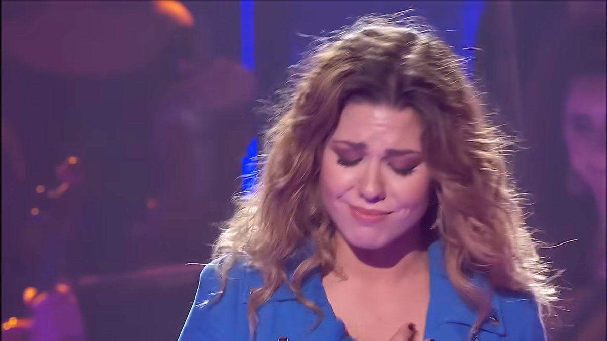 OT_Oficial's tweet image. ¿Hemos vivido un Déjà-vu? @miriamrmusic_ CRUZA LA PASARELA 👏🏻 Seguimos en DIRECTO en @primevideoes 👉🏻bit.ly/OT2025Gala11 #OTGala11