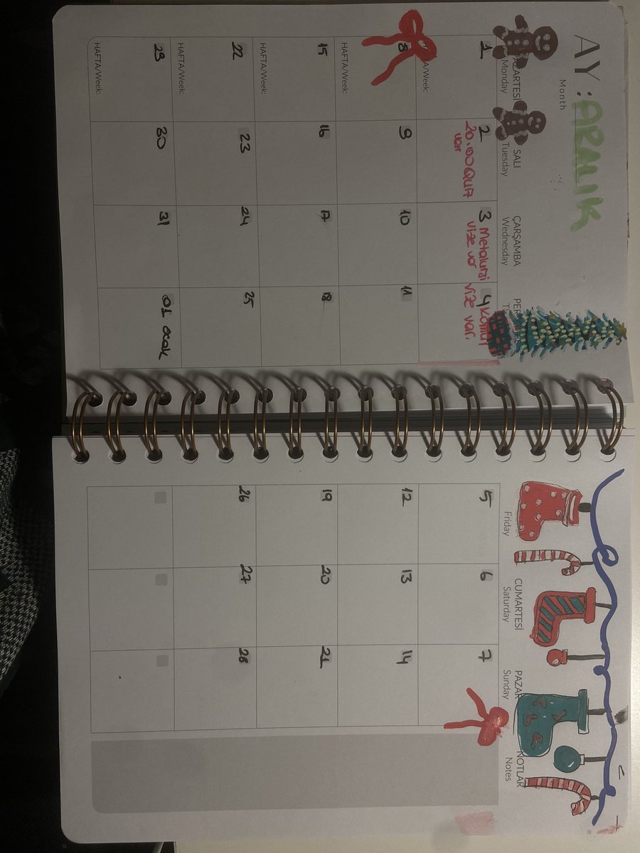 Yarın sınavım varken ben… neyse en azından ajandam güzel daha doldurucam da yeto