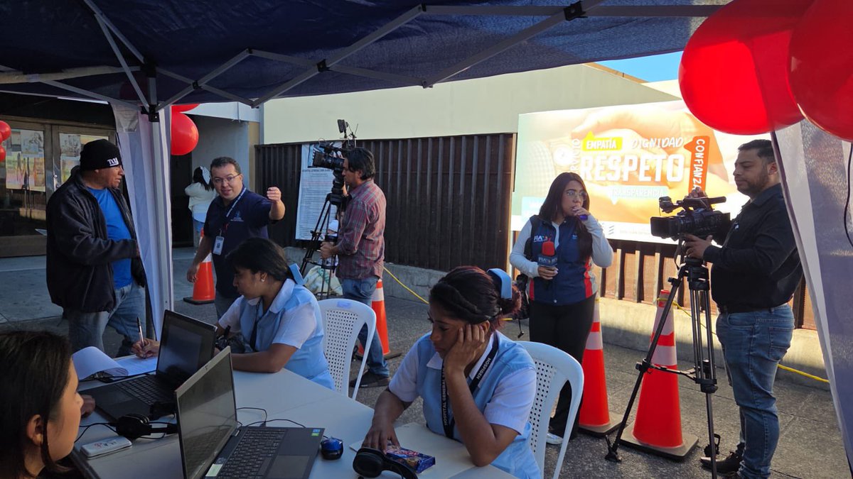 La Clínica Familiar “Luis Ángel García” del Hospital, llevó a cabo la Jornada de Pruebas de VIH, totalmente gratuito. Con el objetivo de prevenir y brindar apoyo médico.

El VIH es un virus que ataca las defensas del cuerpo, si no se trata, puede avanzar al SIDA.

#HazteLaPrueba