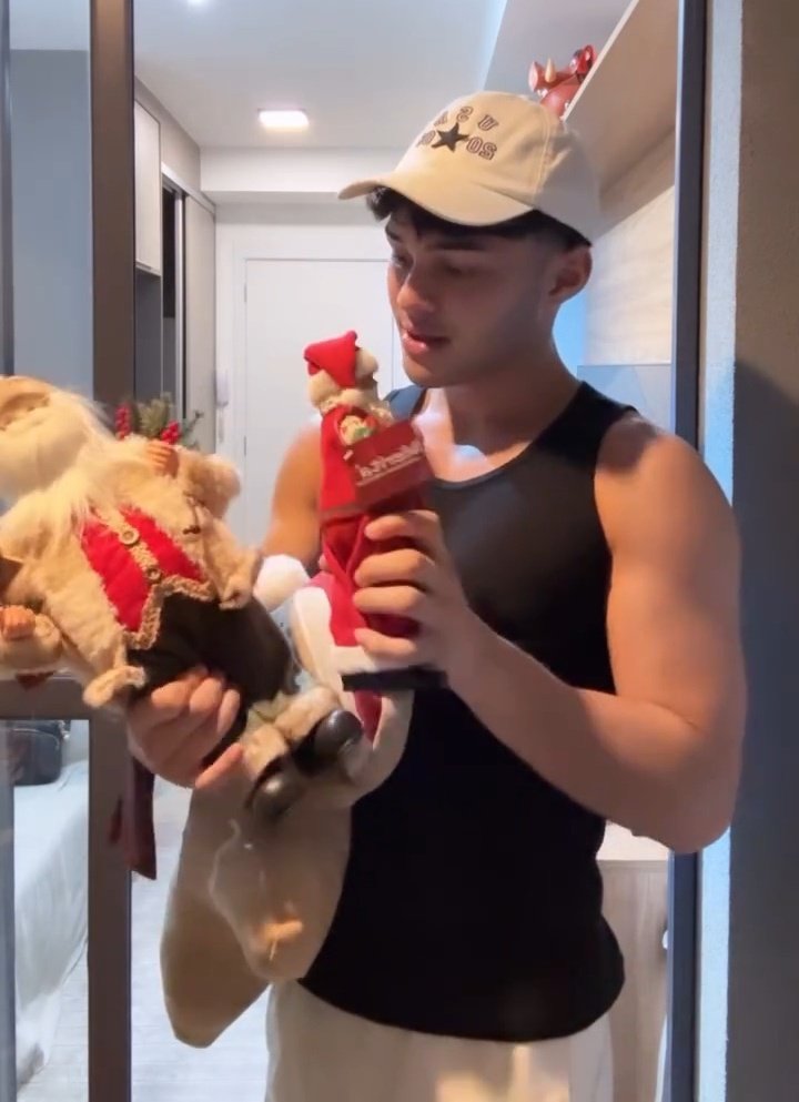 Post by nana on X: ❤️