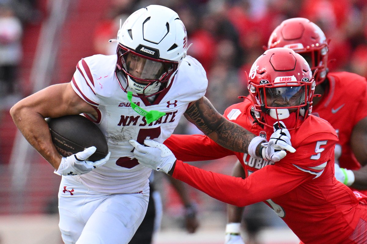 chris_hummer's tweet photo. New Mexico State wide receiver Donovan Faupel plans to enter the transfer portal, his rep @IanJohnsonAce tells @247Sports. 

The 6-foot-1, 195-pound WR caught 61 passes for 661 yards and 7 TDs this season.

https://t.co/avQ1kQ11ml https://t.co/Pf35L5vfss