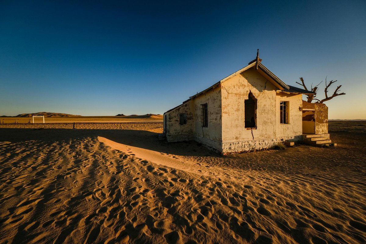Windhoekcity's tweet image. 📍Kolmanskop ghost town ,Namibia