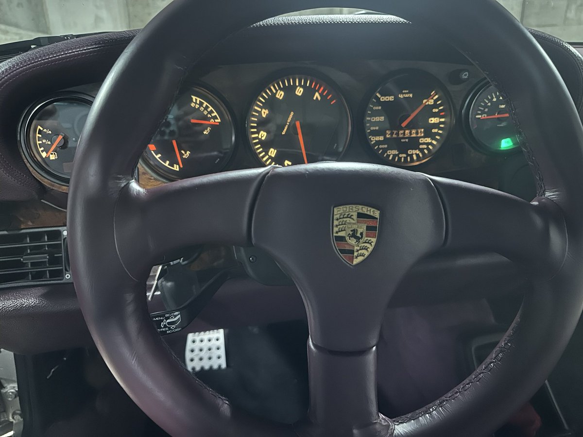 36Ryd2zgNgfV4Wk's tweet image. #midnightclub
#964turbo
#萩原光