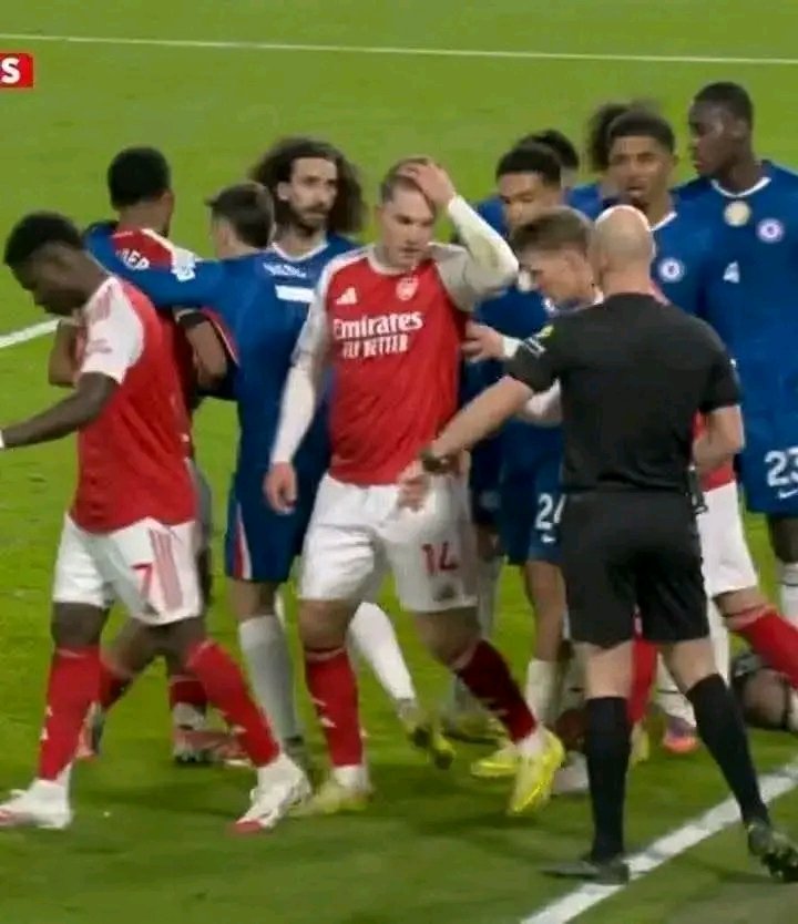 🚨 The whole Chelsea team wanted to fight Viktor Gyökeres, who was busy redoing his hair 😂