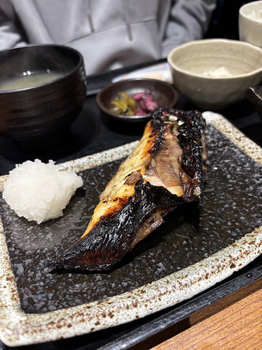 Mario Chavida tweet media