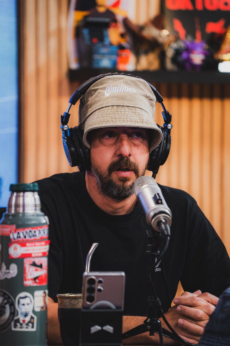 parenlamanok's tweet image. Mi tío Alfredo. Pesca con mosca. Un bicho de ciudad con alma de ribereño. El sábado nos lleva a todos sus sobrinos a Chascomús. Algo va a picar.