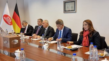erkanpehl's tweet photo. Erneut tingeln #AKP-Abgeordnete durch Deutschland. Zafer Sirakaya & Ex-Innenminister Efkan Ala waren bei dem #Erdogan-Lobbyverein UID und es gab Abstecher zu den Moscheeverbänden #Ditib & #Atib. Ala ist für seine Verbindungen zur Mafia & seine Rolle beim #Putschversuch bekannt. https://t.co/3oKVvMi11e