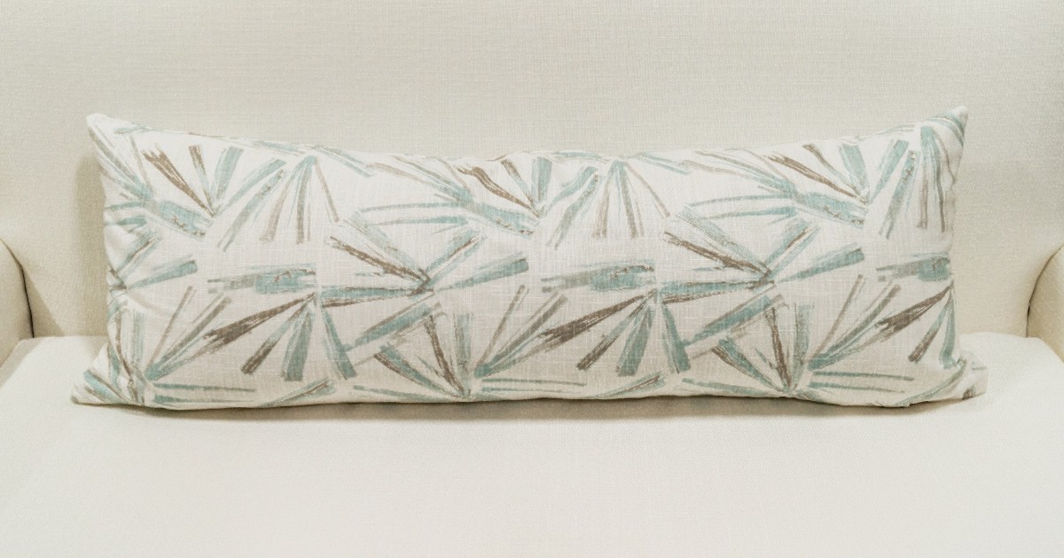 PremierPrintsIN's tweet image. A Mesmerizing Pattern....in the Soothingly Soft Blue Haze Colorway!

View Inspire here...
ow.ly/awhb50XAoLC

#PremierPrints #Textiles #PatternDesign #HomeDecor #TextileDesign #SoftFurnishings #DecorInspiration #ModernTextiles #CushionStyle #InteriorTrends