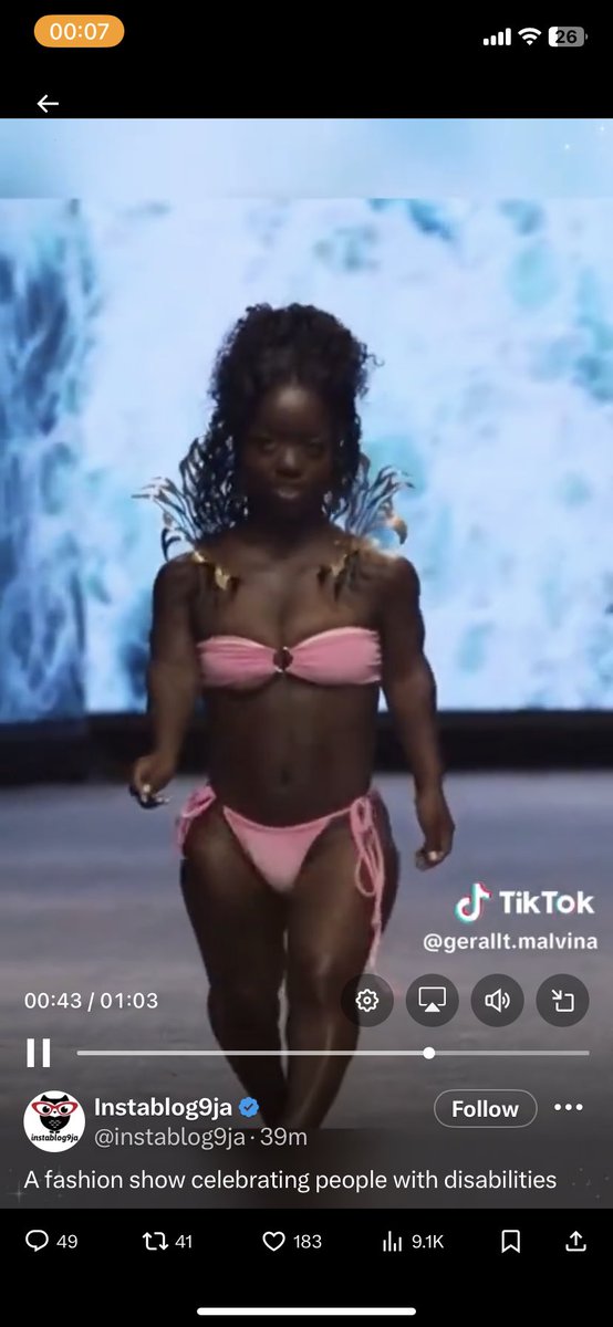 DchNews's tweet photo. @instablog9ja Damn. She is a queen https://t.co/v5OcFKiQrt