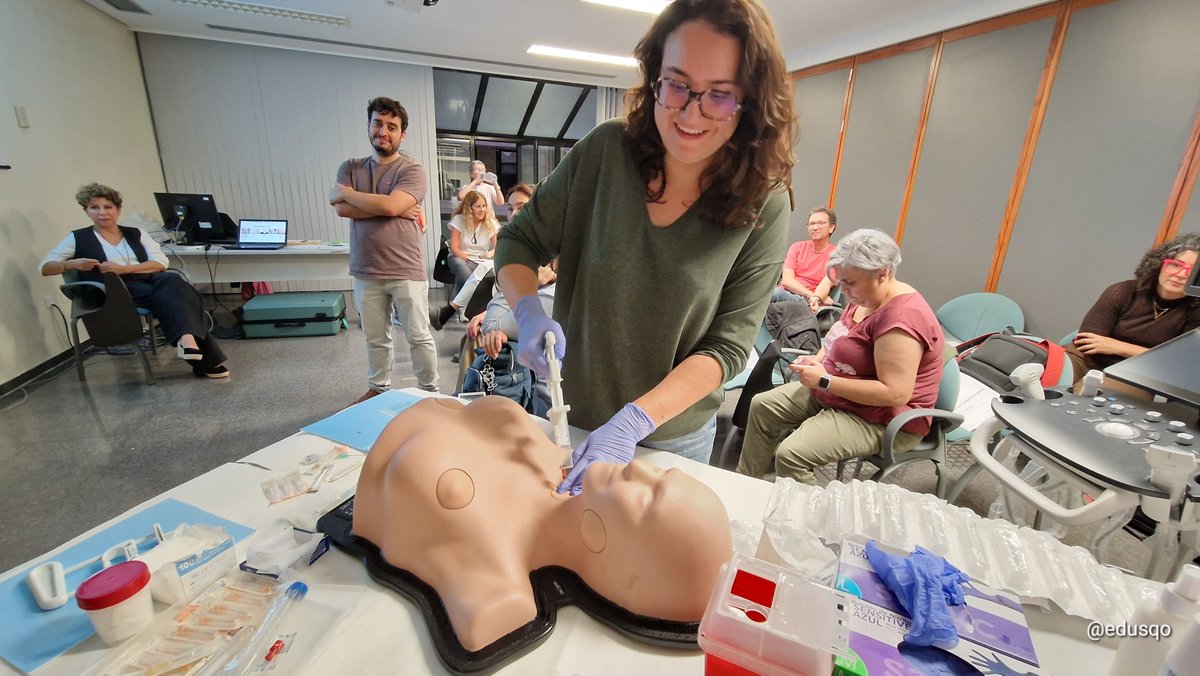 edusqo's tweet image. Así ha discurrido el Taller de punción aspiración con aguja fina, avalado por @SEAP_IAP @atecan_apiam, en el Hospital Dr. Negrín, Las Palmas de Gran Canaria.
Gracias, Drs. Delgado y Expósito, ACJ por los equipos ecográficos y @BiotmeMTM por los módulos US
#SegPac #PAAF #MedEd