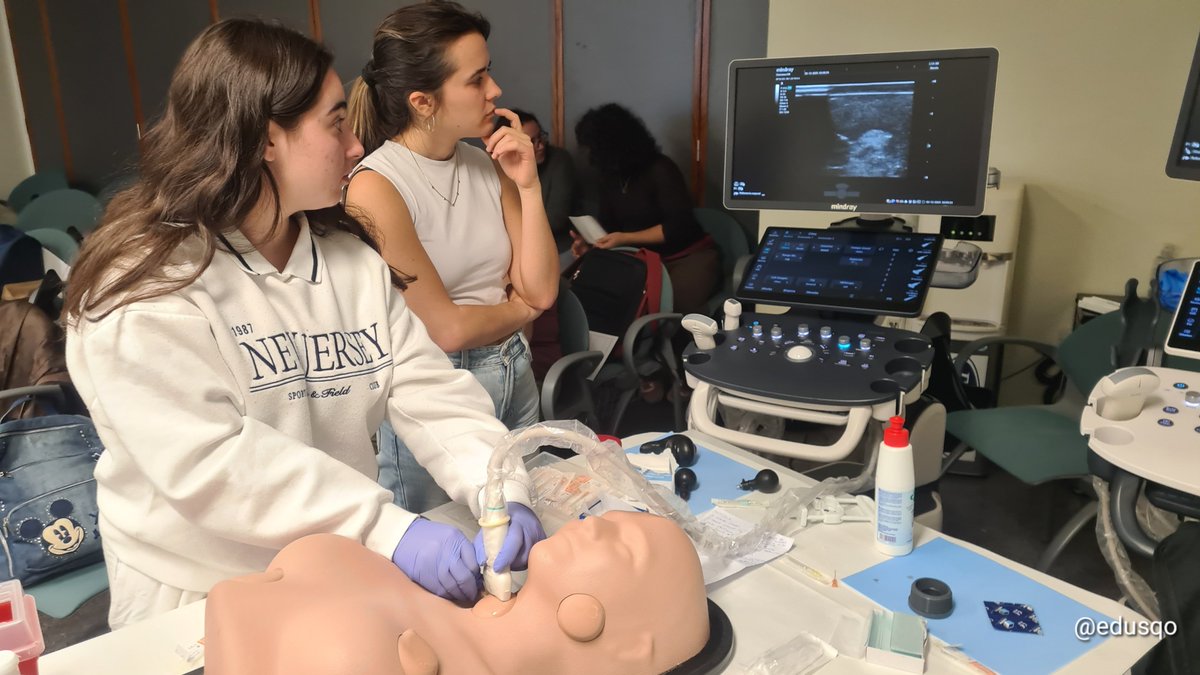 edusqo's tweet image. Así ha discurrido el Taller de punción aspiración con aguja fina, avalado por @SEAP_IAP @atecan_apiam, en el Hospital Dr. Negrín, Las Palmas de Gran Canaria.
Gracias, Drs. Delgado y Expósito, ACJ por los equipos ecográficos y @BiotmeMTM por los módulos US
#SegPac #PAAF #MedEd