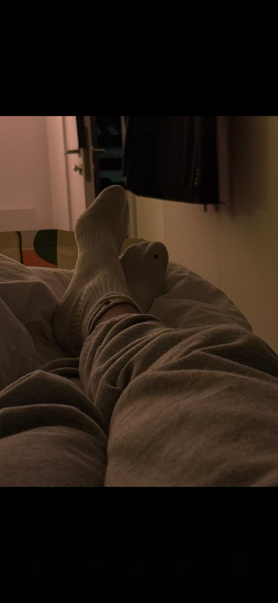 Clearing out the camera roll means some unseen treats for you piggies 😂🦶