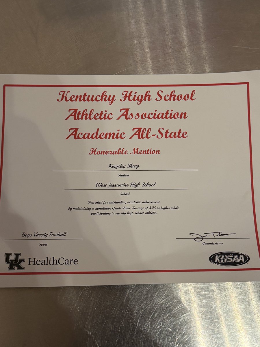 KingsleySharp's tweet photo. Honored and blessed to receive an KHSAA  academic all-state  honorable mention 
@WJCOLTSFootball 
@KHSAA 
@KYHighFootball https://t.co/ORKZgv7OP1