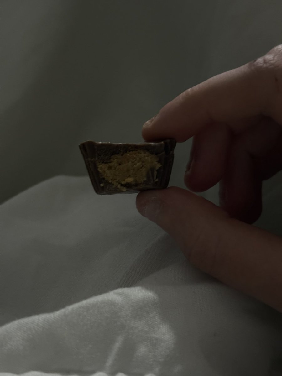 atlasornothing's tweet image. managed to get my advent today even though it was difficult , who cheered