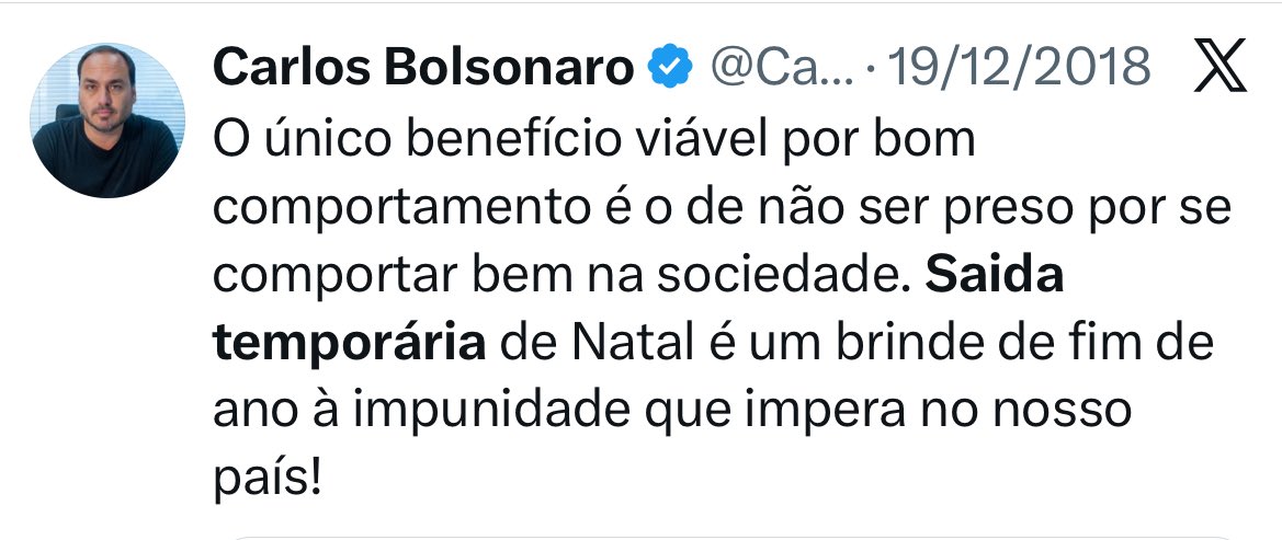 Se depender do carluxo, bolsonaro não passará o natal em casa tão cedo👍🏼