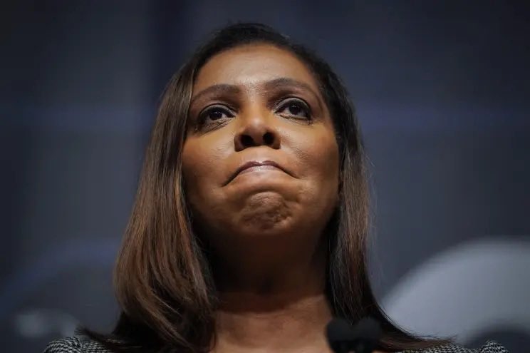 nicksortor's tweet photo. 🚨 BREAKING: The DOJ is aiming to present NEW indictments against James Comey and Letitia James as soon as THIS WEEK, per Reuters

GREAT!

DO NOT let them off the hook. Corrupt Comey’s celebration should be very short lived. https://t.co/4ZigJN8pzy