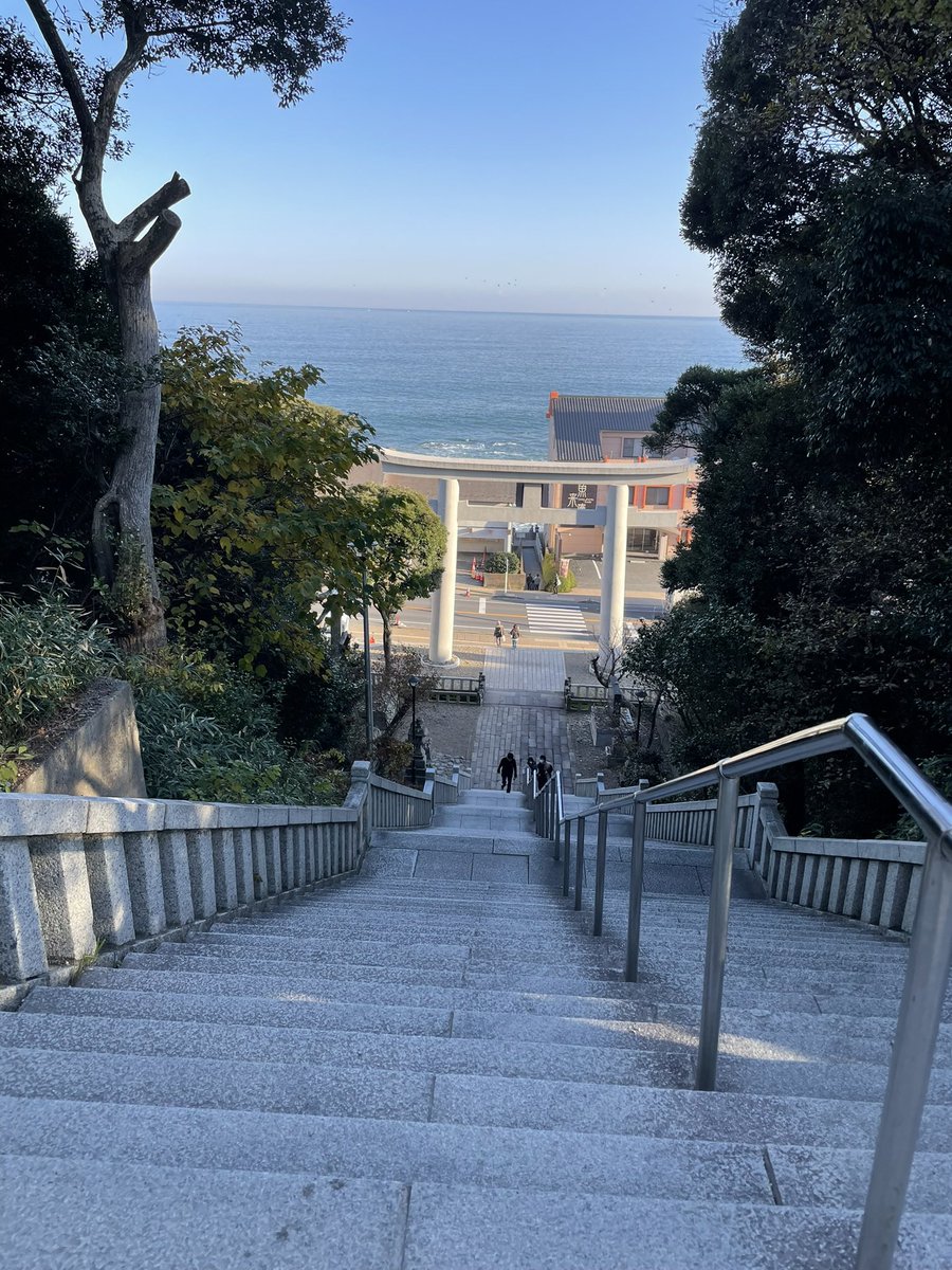 戒ノーウェイ tweet media