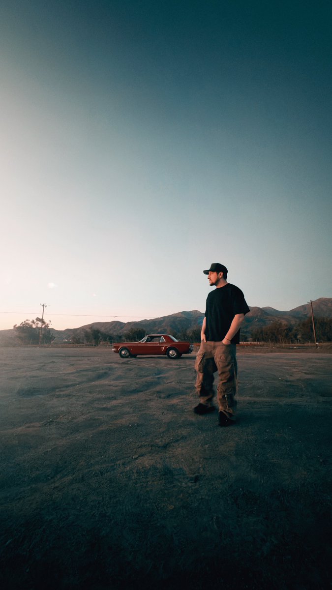 Who’s ready for a big melodic track coming soon?! I’m so excited about this next one 👀 stay tuned! 💧