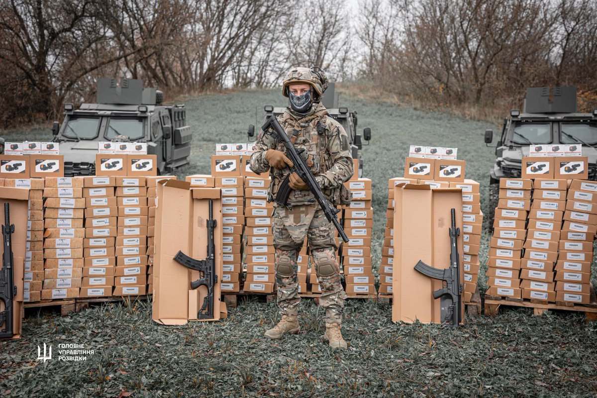 intermarium24's tweet image. 🇳🇱🫂🇺🇦 A anonymous person from the Netherlands have donated 700 shotguns, 130 optics and 20,000 rounds of ammunition to Ukraine army 🫡