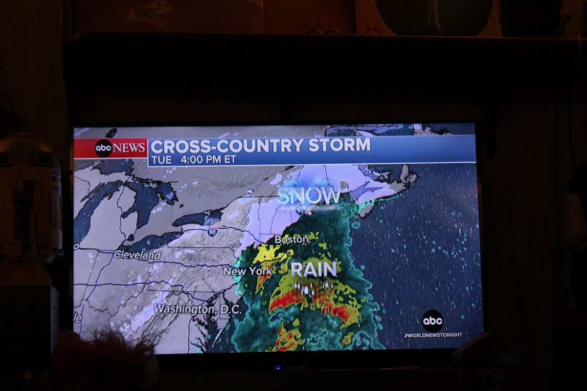 docsanderson's tweet image. #Scientists #Professional #Pride #PowerUp #Food #Spouses #Mates @danpeckwx when she is on her game she is Dynamite @esa @Nature Mags, G wore her Purples again showing the reality going back to 4yrs old @Ginger_Zee Proud with you Slugger really is almost time G remember TO EAT Dad