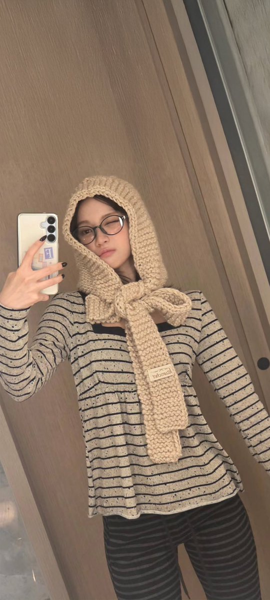 izonelesserafim's tweet image. ༻ #LE_SSERAFIM  #ルセラフィム ༺
 #KIMCHAEWON #김채원 #チェウォン
༻ ｽﾏﾎ 壁紙｜ﾛｯｸ 画面 ｜#르세라핌 ༺

＜Instagram＞
▪instagram.com/_chaechae_1

🐯CHAEWON IN KKUROCHET🧶