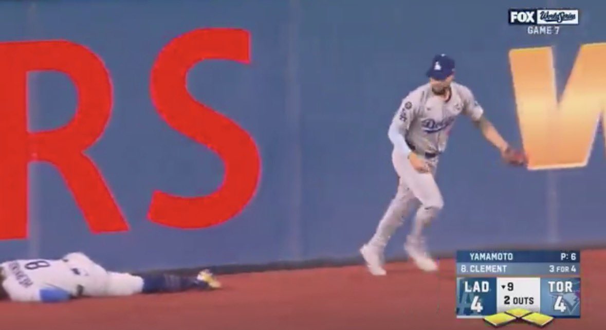 One month ago 🕊️ #WeAreKikéHernandez