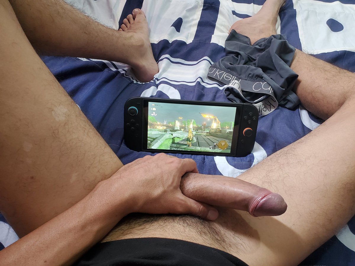 🍆 tweet media