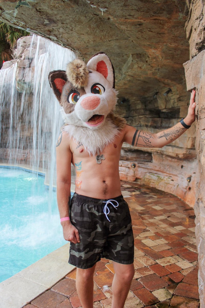 BonggDogg's tweet image. Y’all fine but yk who’s the finest ⁉️😍